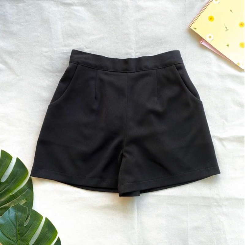 Pamela Basic Shorts