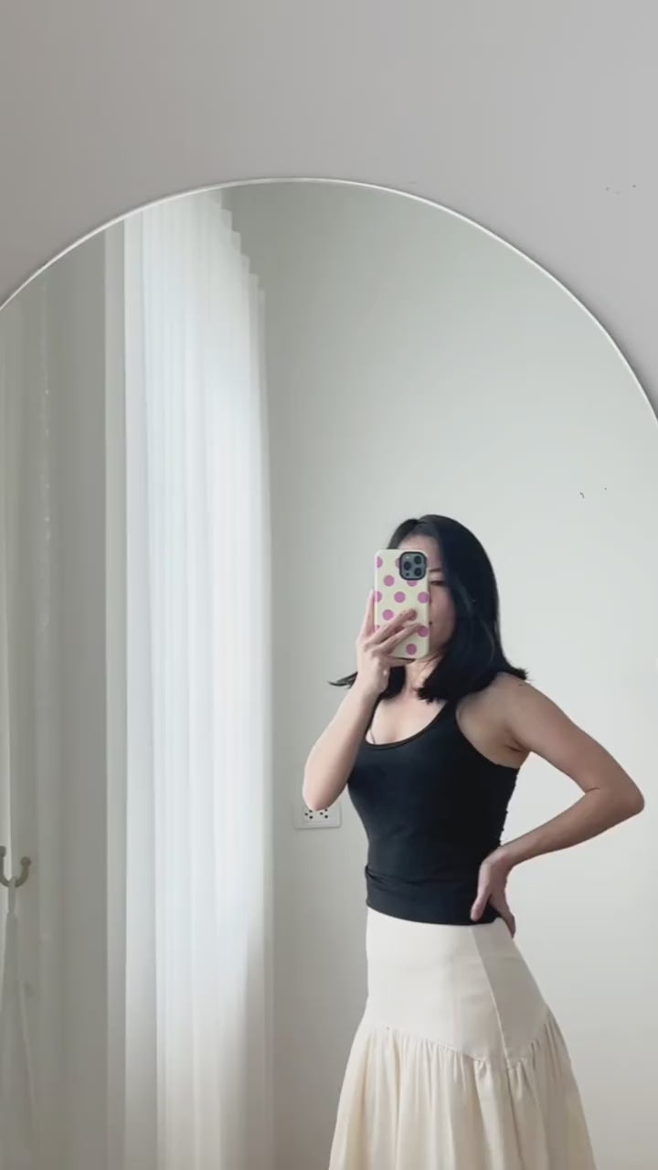 Lienne Maxi Skirt video