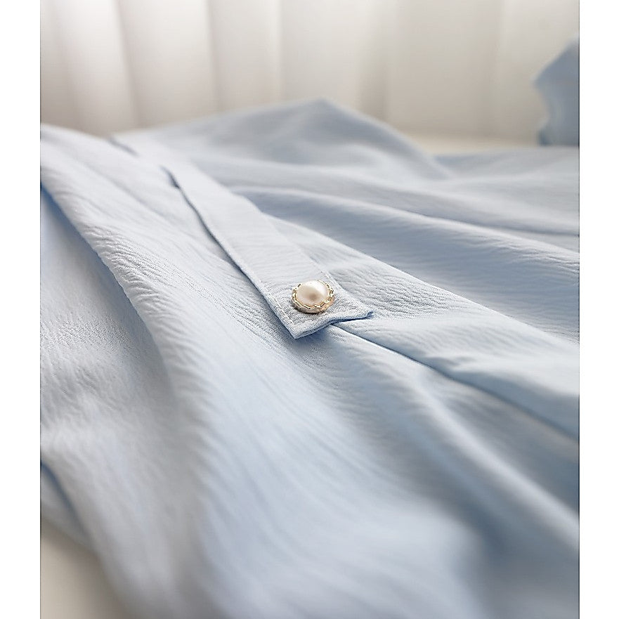 Pearl button detail