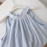 Dreamy Blue detail