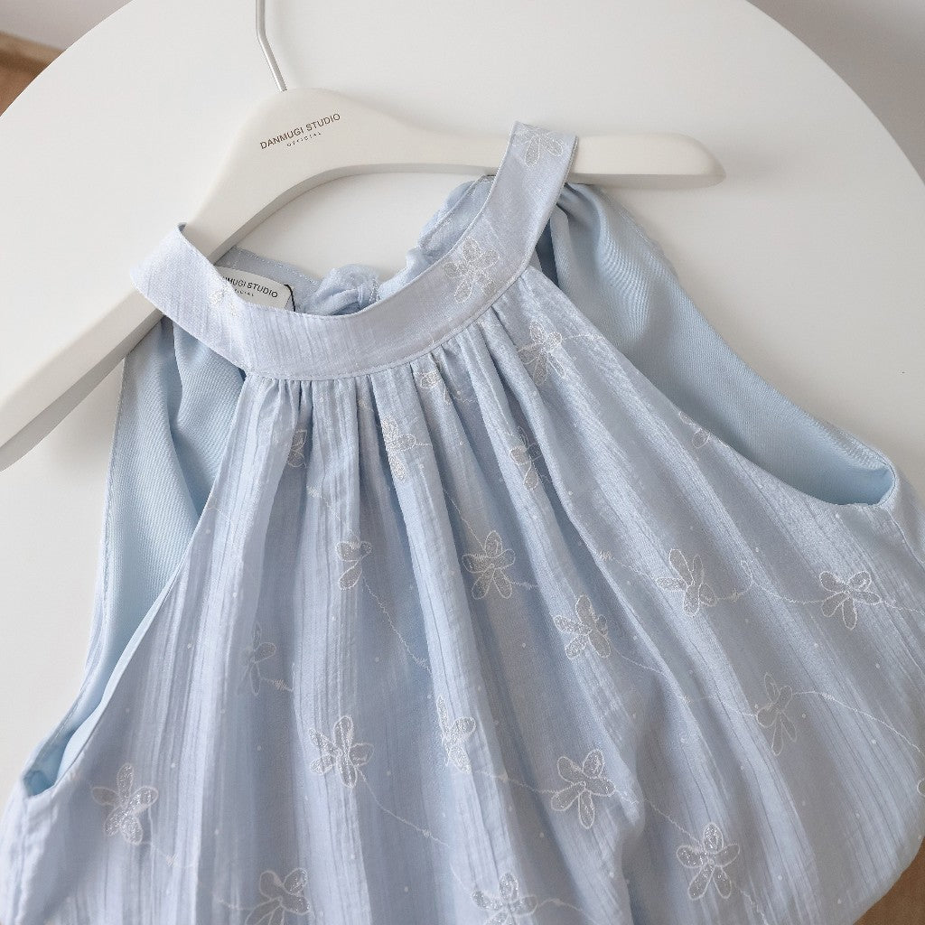 Dreamy Blue detail